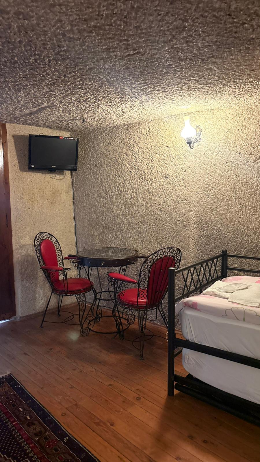 Family Cave Deluxe Teraslı Oda