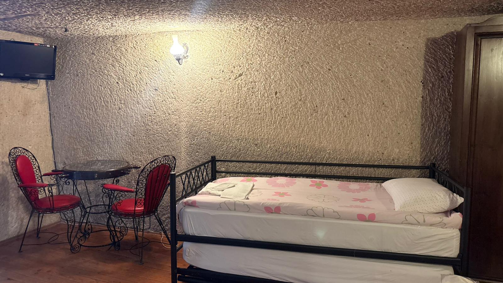 Family Cave Deluxe Teraslı Oda