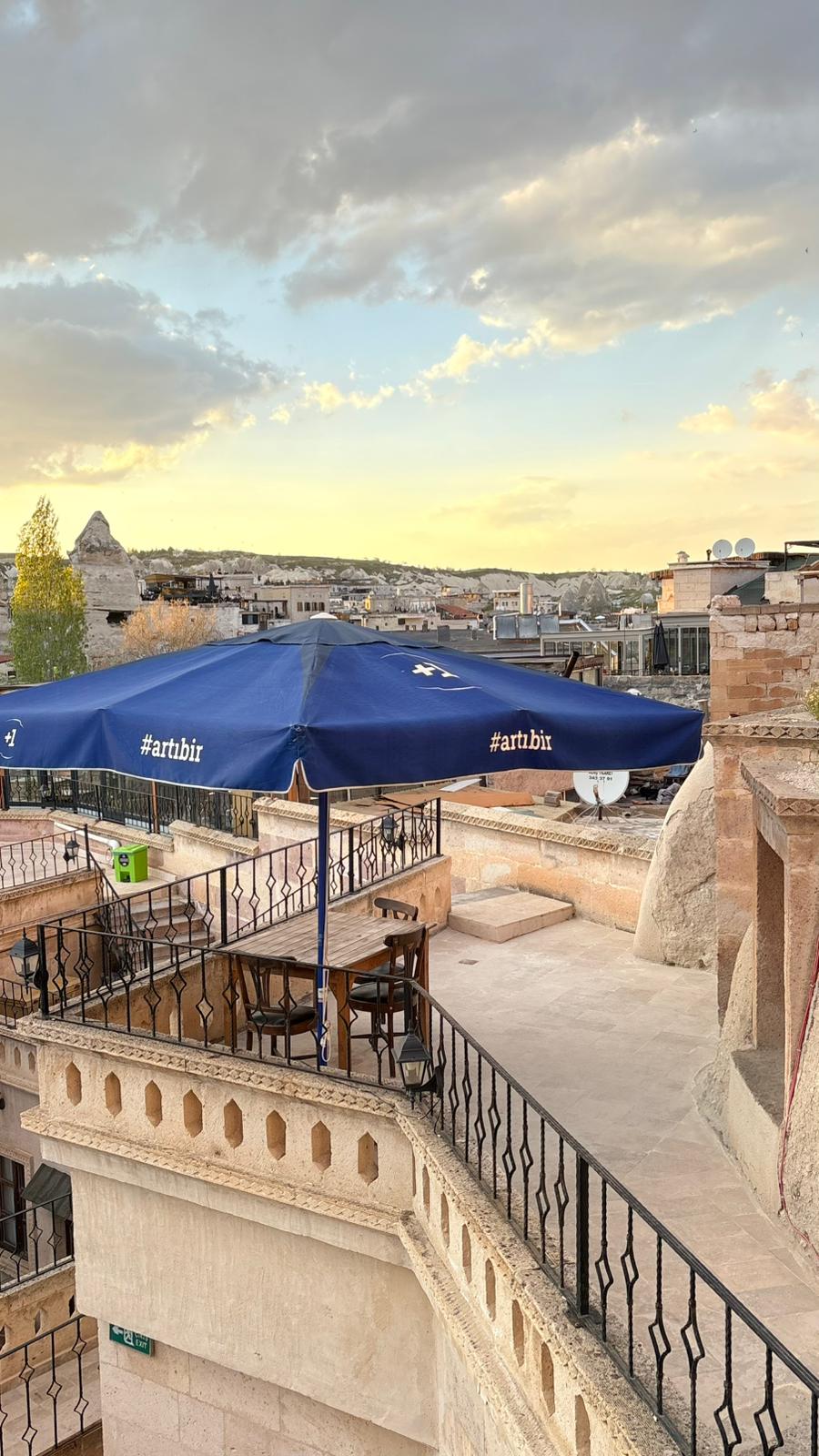 Family Cave Deluxe Teraslı Oda