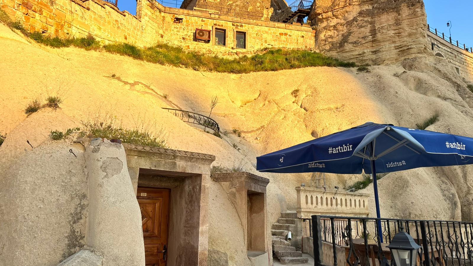 Family Cave Deluxe Teraslı Oda