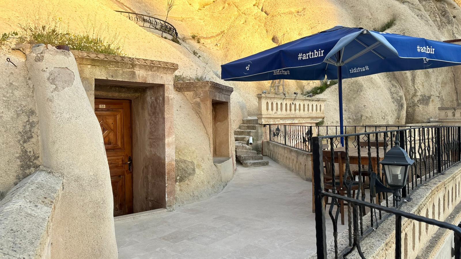 Family Cave Deluxe Teraslı Oda